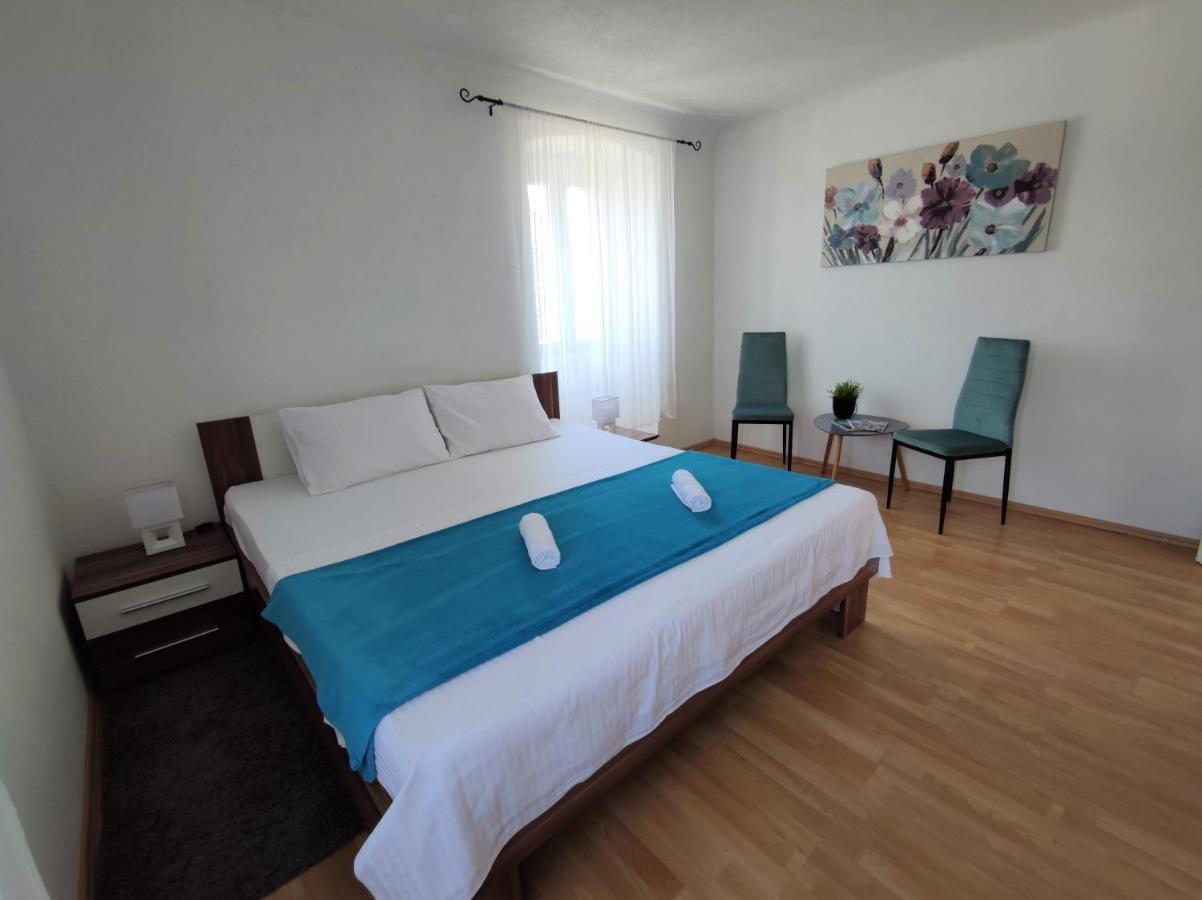 Apartman Josip Garica Eksteriør billede
